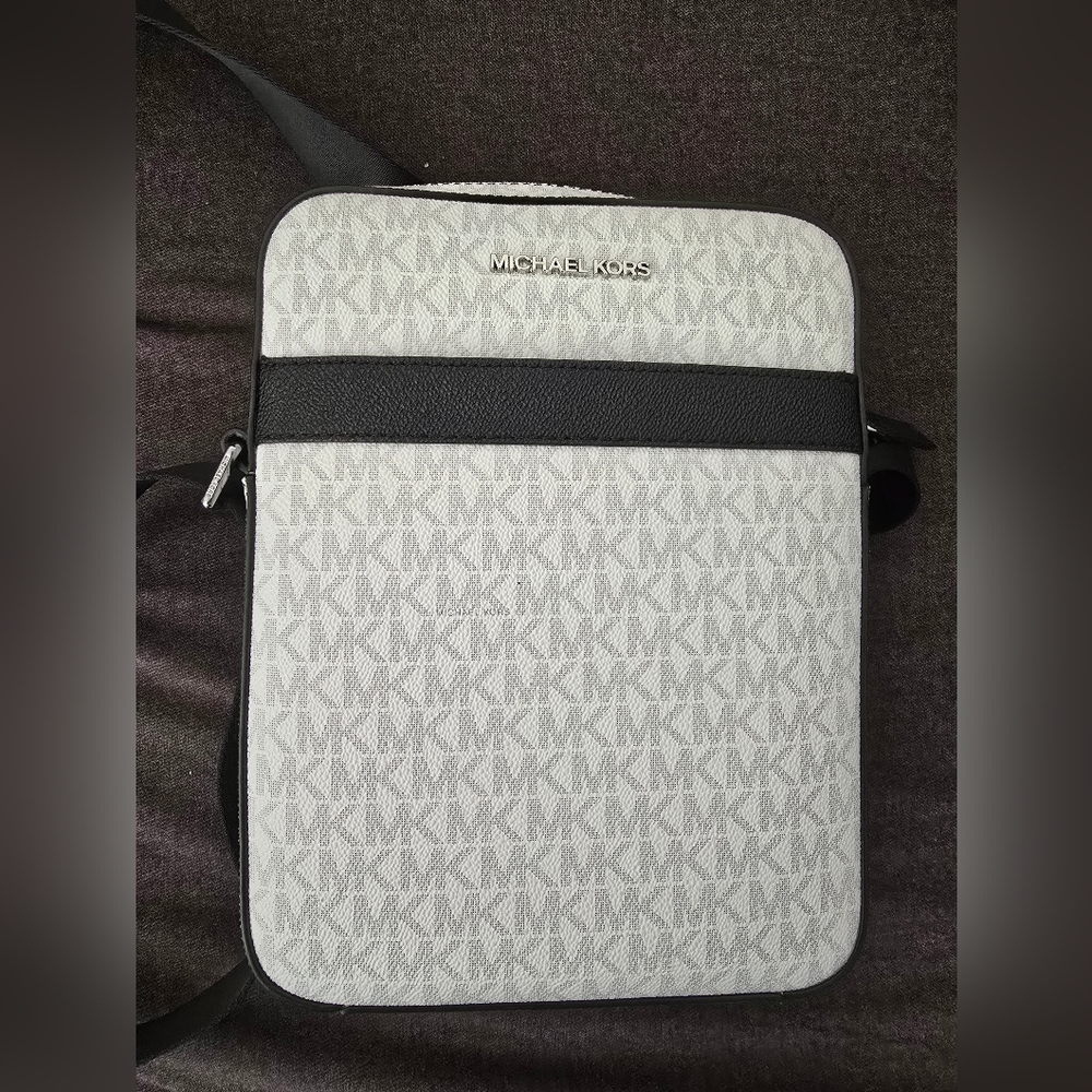Michael Kors crossbody with matching card holder